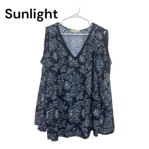 Retrology Womens 3X Cold Shoulder V Neck Blouse Floral Design Flare Long Sleeve